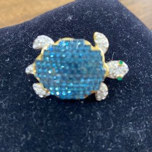 Turtle brooch